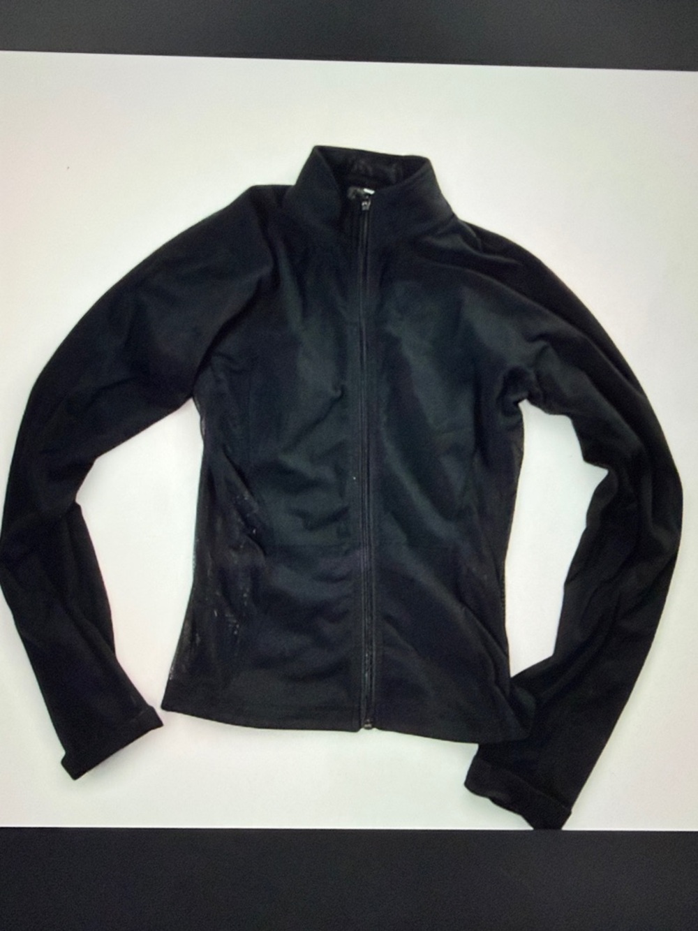 Lululemon size 4 mesh sides align jacket